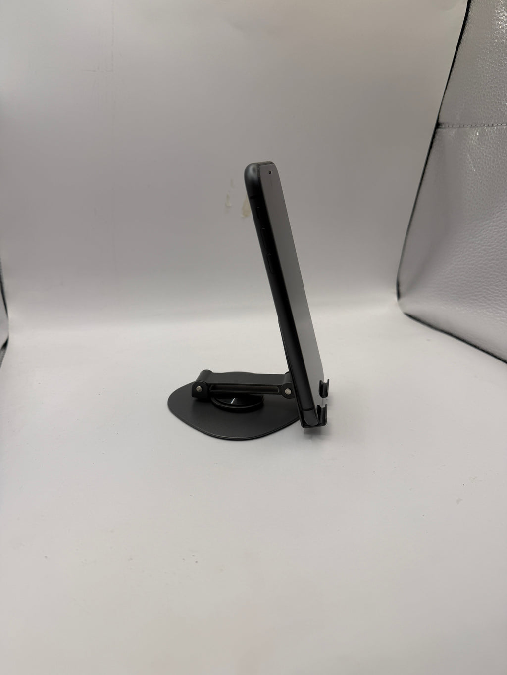 Apple iPhone 11 64GB (Used)