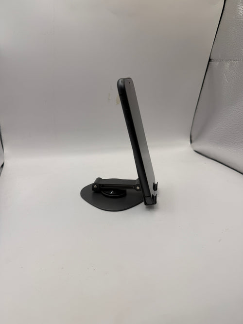 Apple iPhone 11 64GB (Used)