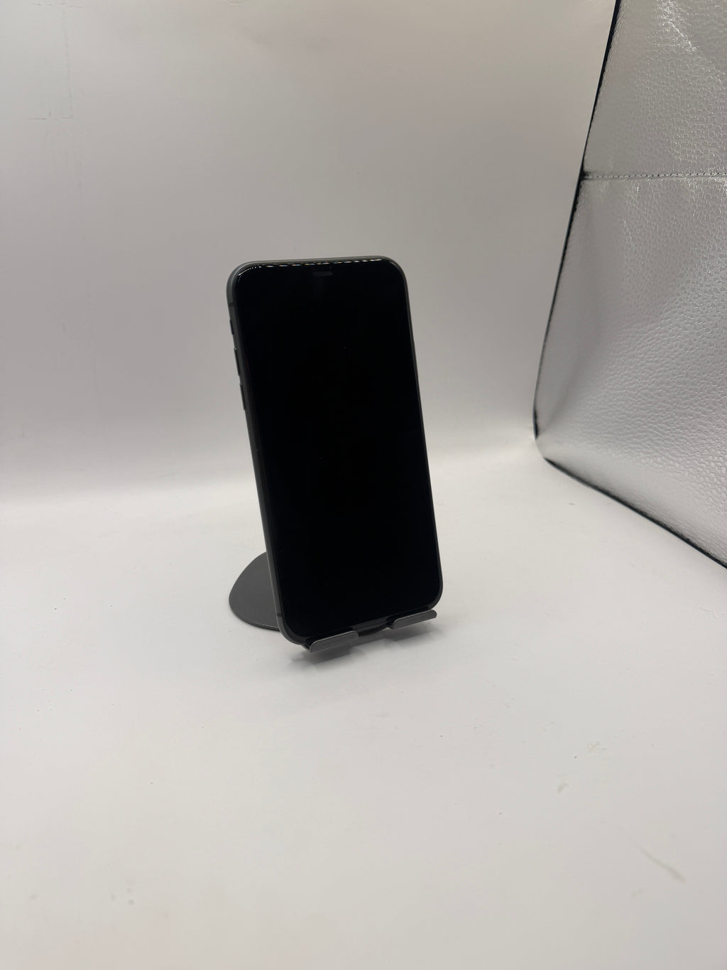 Apple iPhone 11 64GB (Used)