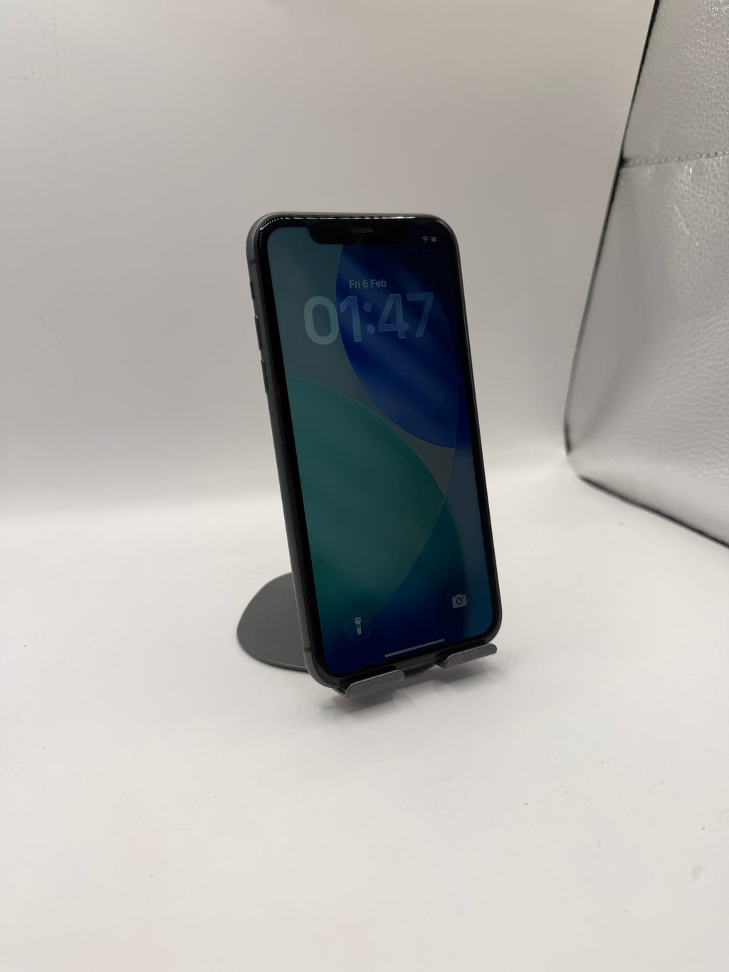 Apple iPhone 11 64GB (Used)